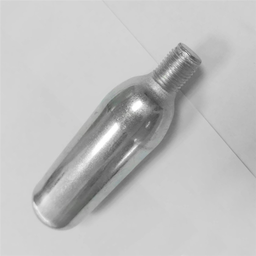 علبة 16 جرام من ثاني أكسيد الكربون